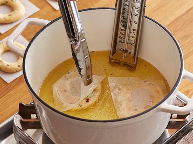 Жарьте пончики