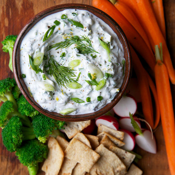 Йогуртовый соус с эстрагоном - «Соусы»